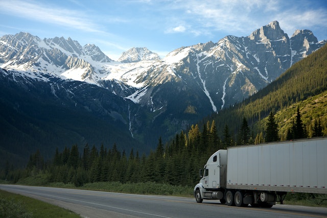 How Much do Truck Drivers Make a Week?