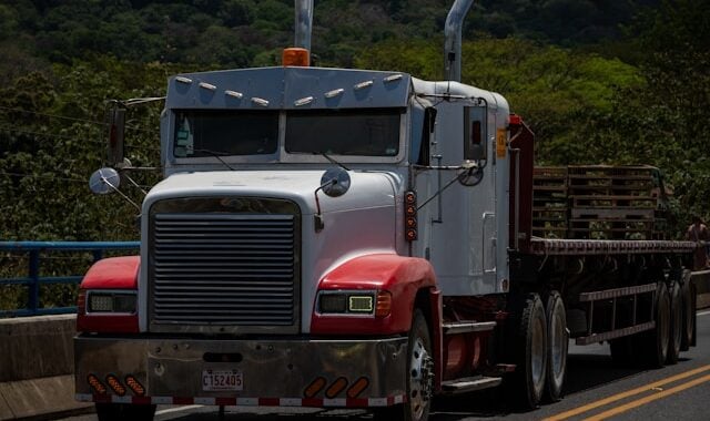 Commercial Vehicle Accidents in Fort Lauderdale: Who Is Liable?