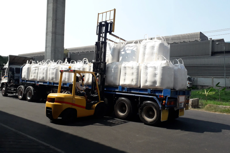 Fertilizer prices bring more pain for American farmers and ranchers as war in Iran wages on