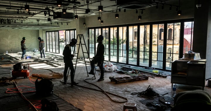 Questions to Ask Before Hiring a Commercial Contractor for Your Restaurant